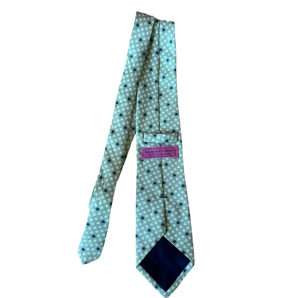 Vineyard vine 100% silk Tie green Martha’s Vineyard Lacrosse Sport Green Blue
